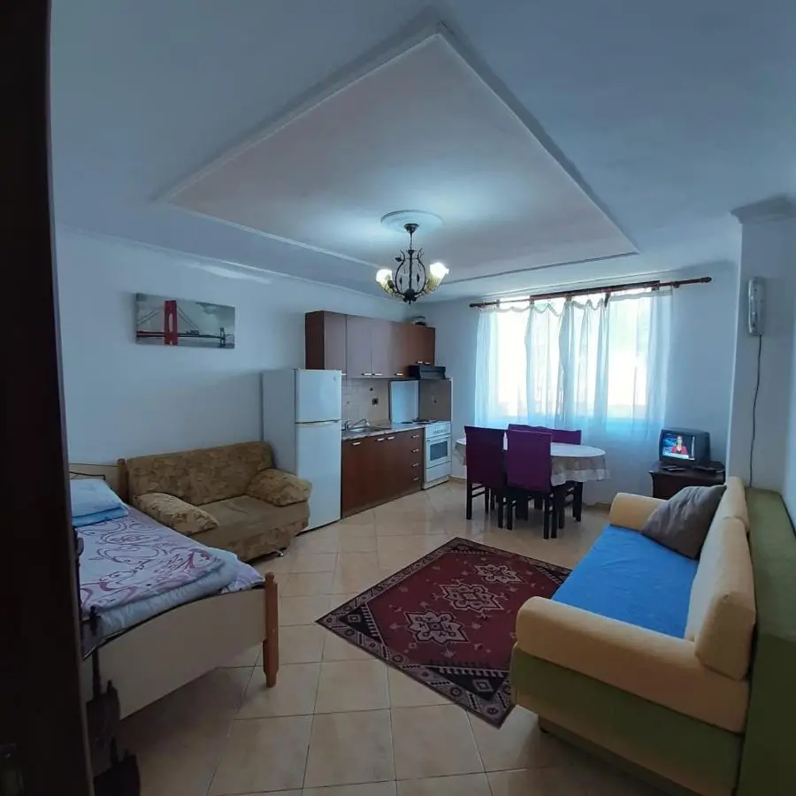 Genti Apartment