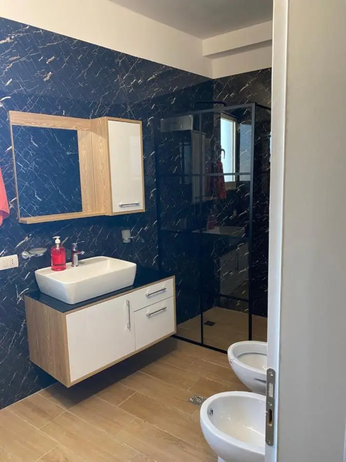 E&M apartament