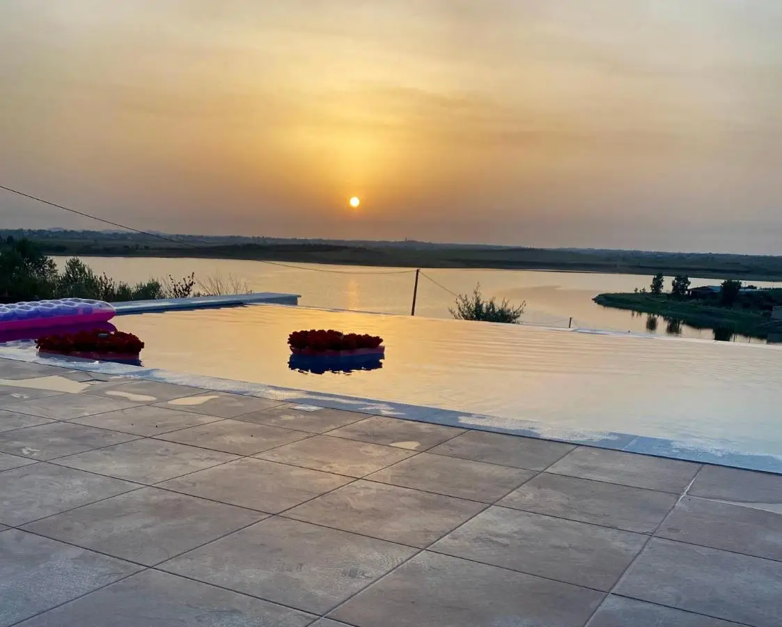 luxury villa swimming pool Gjiri Lalzit