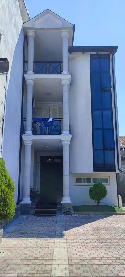 Dior Apartment