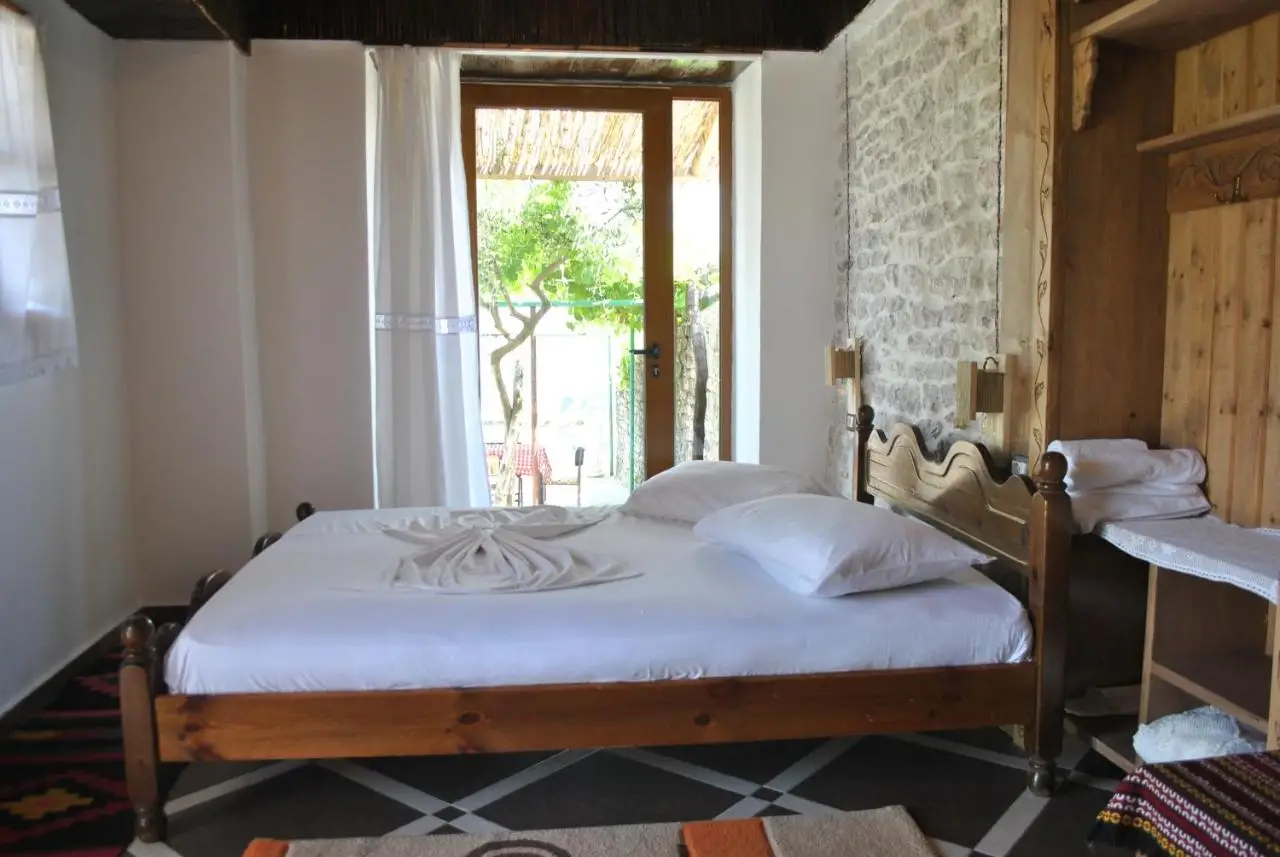 Guest house Mele
