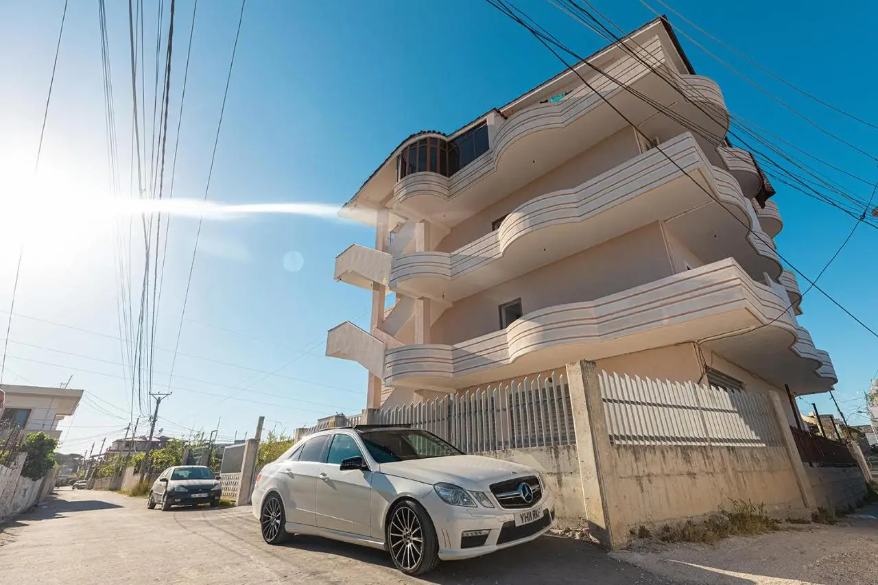 Vila KAM