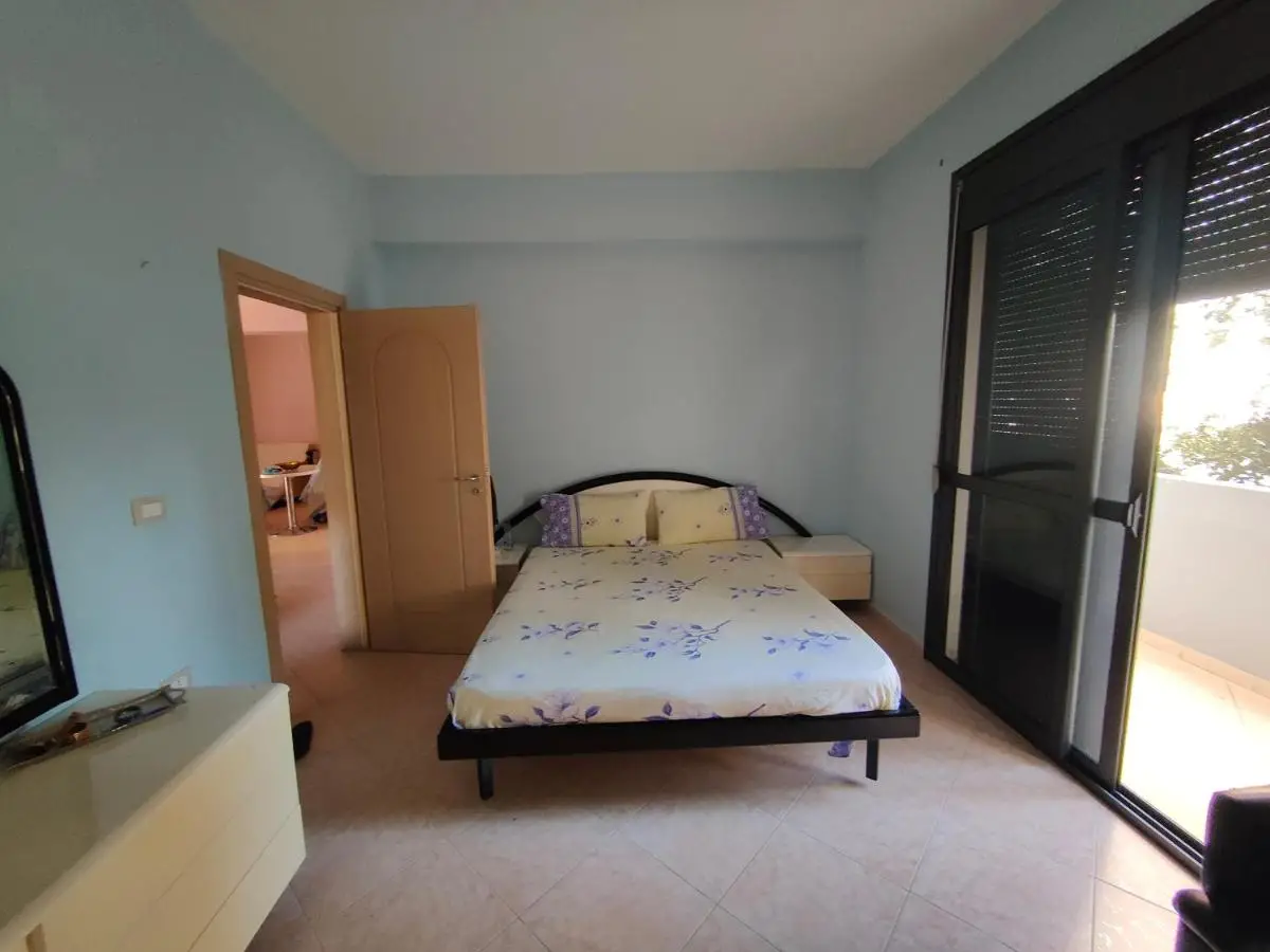 Valona Guest House