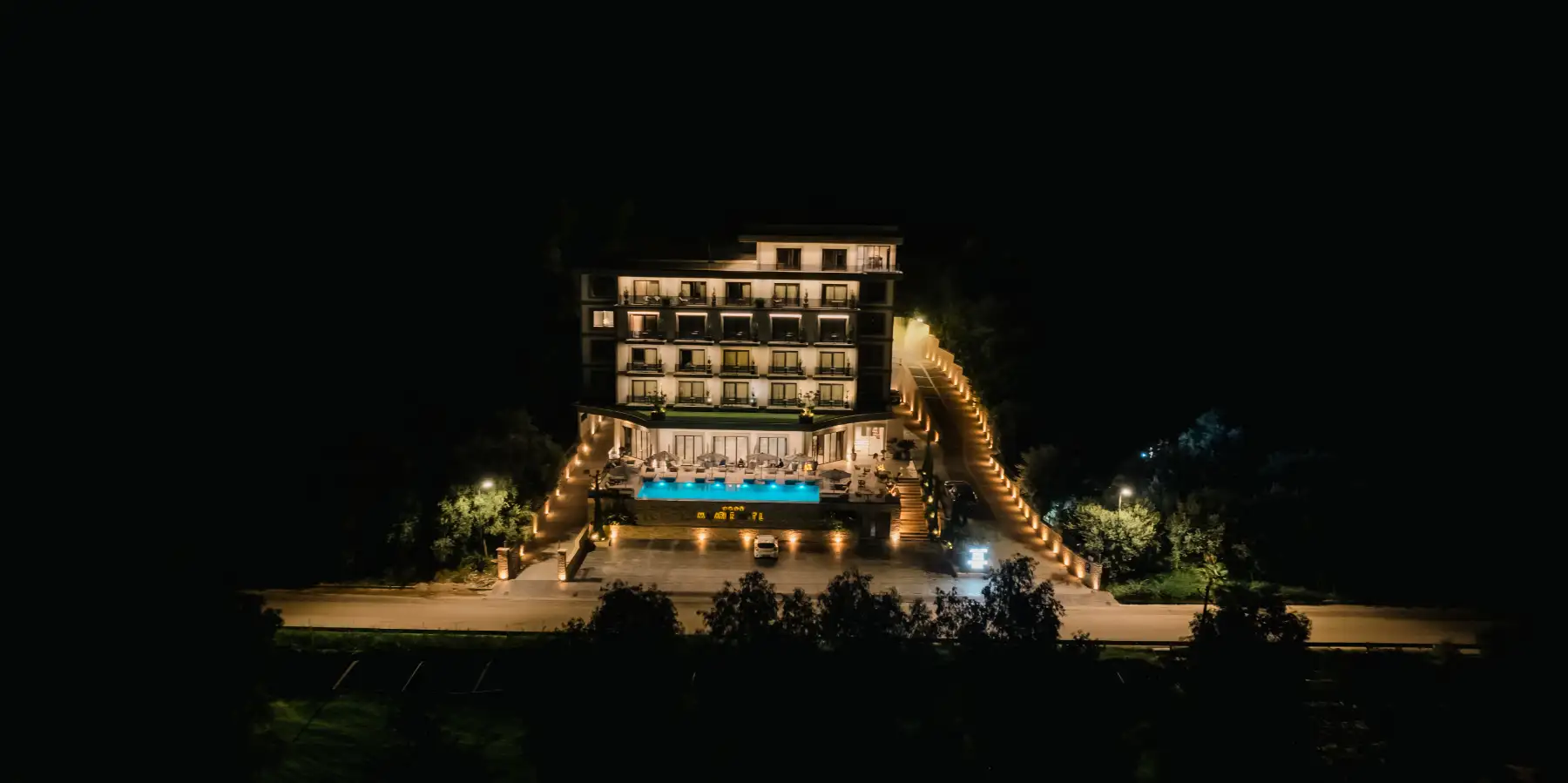 Mazarine Hotel