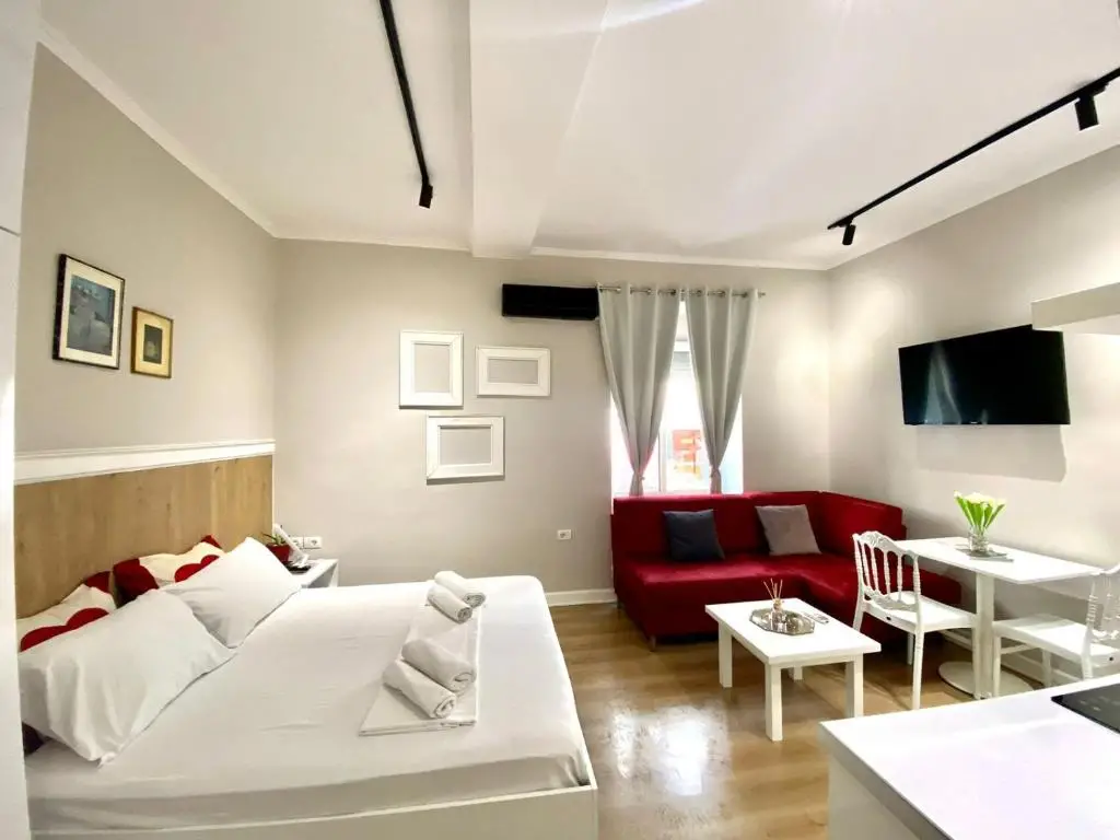 Chlo apartment 5 Tirana