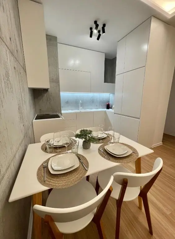 FANCY APARTMENT 21