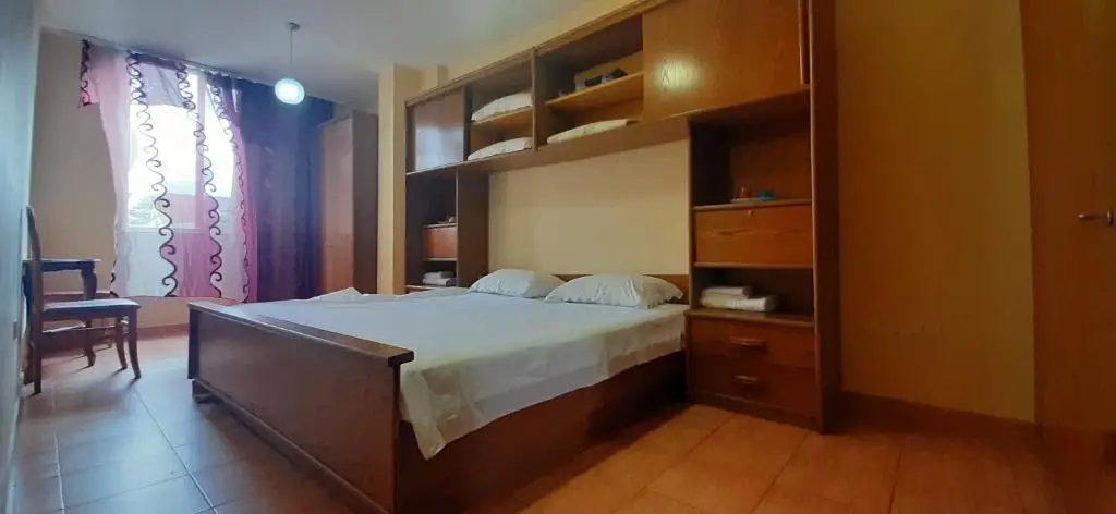 Enki's Guesthouse