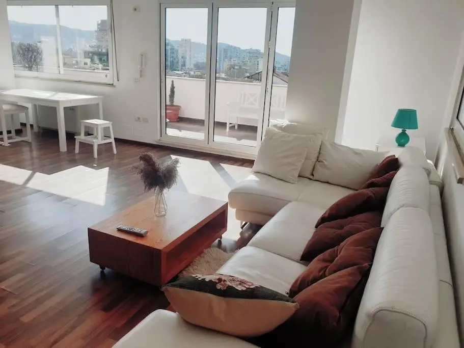 140m2 Top FloorCentral Loft 24hr Self Check-in