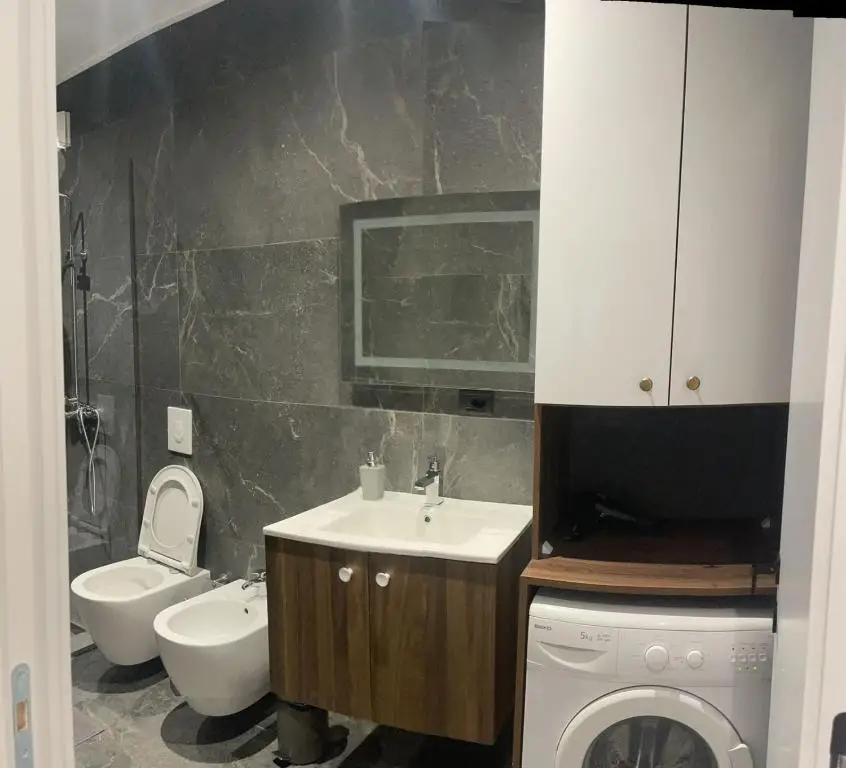 EA-APARTMENT