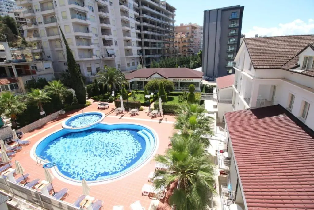 Franci Apartments, Residence 1