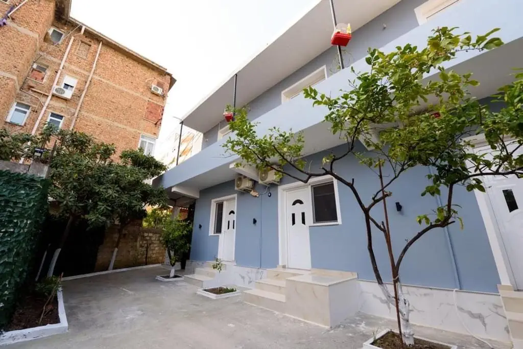 Mezani Guest House