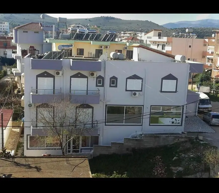 Guesthouse Villa Ari