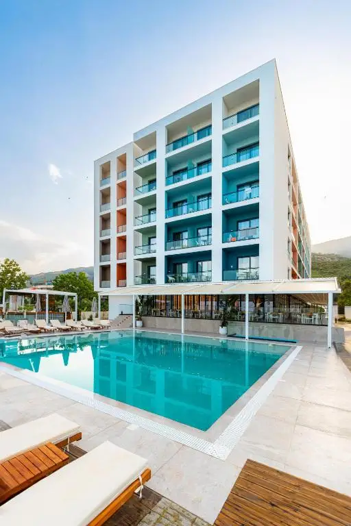 Morina Beach Hotel