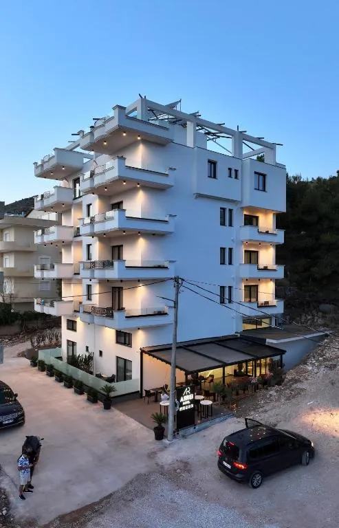 Arrei Hotel