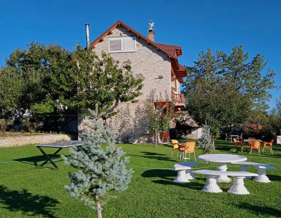 Guest House Tomorrow