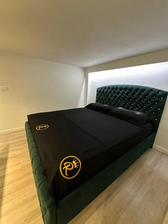 Rent Room 2 Rolandi Apartments