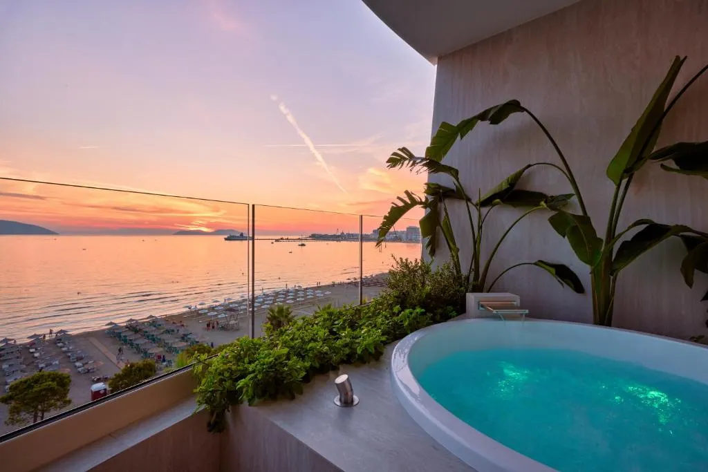 VALIS LUXURY Hotel