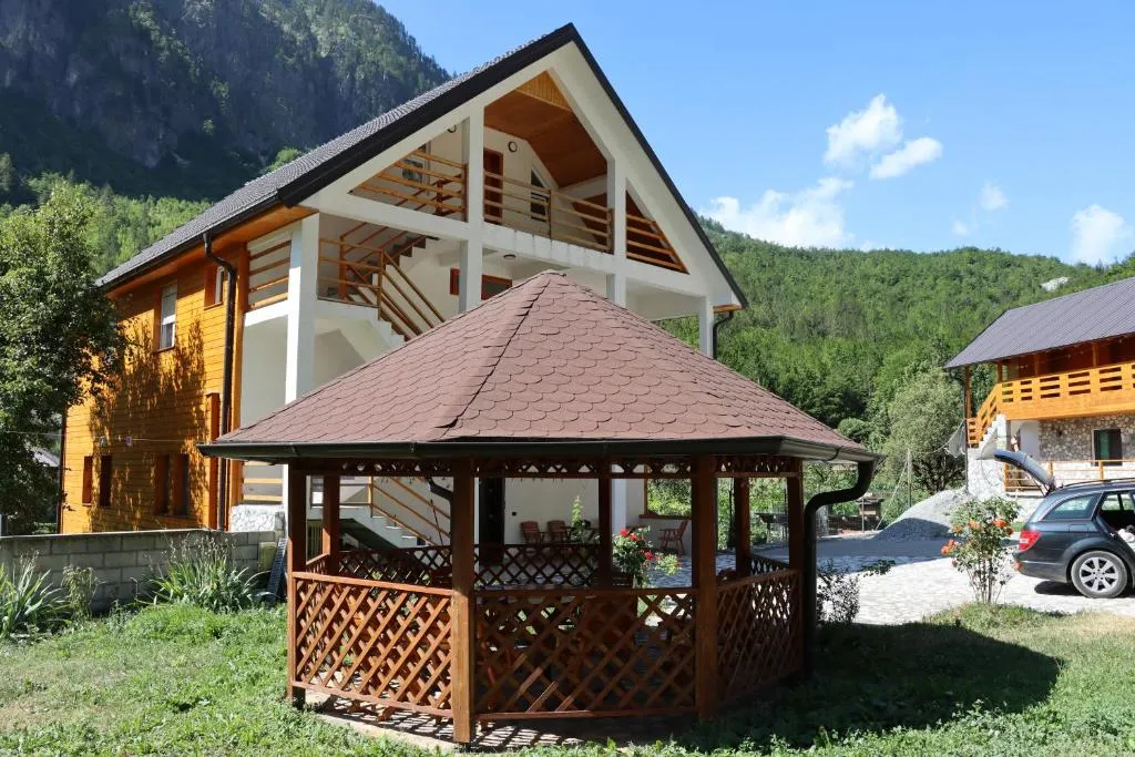 Guesthouse Besimi