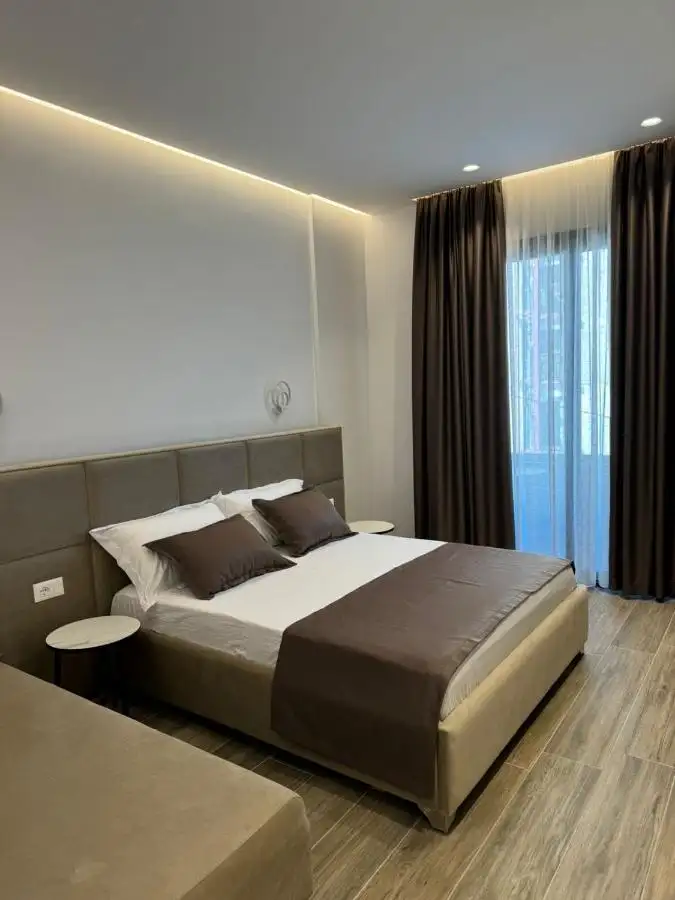 Ola Apartments