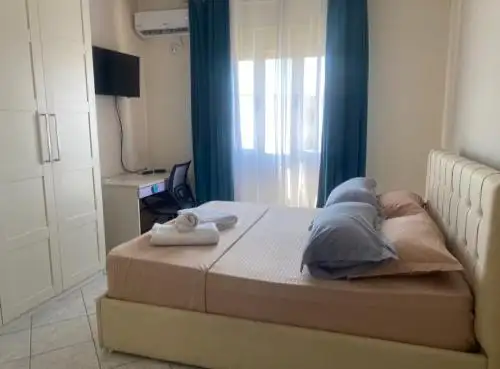 Seaview Serenity Apartment