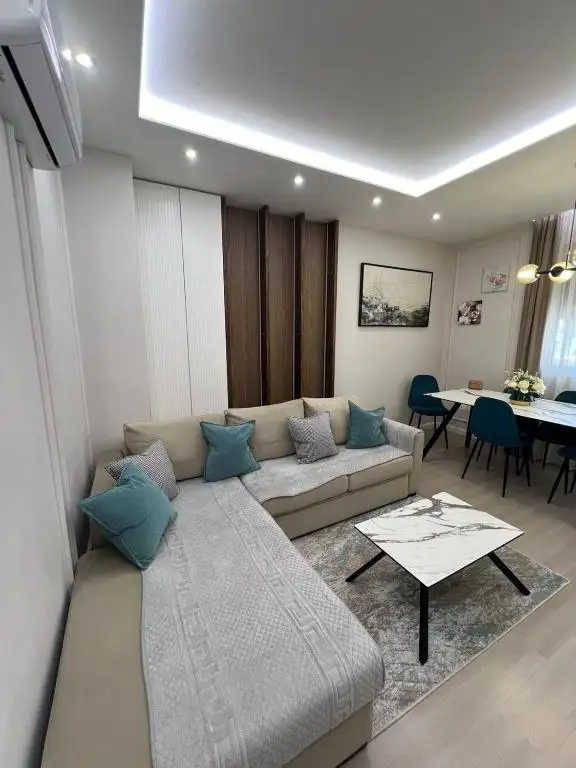 Glenis Apartment Vollga