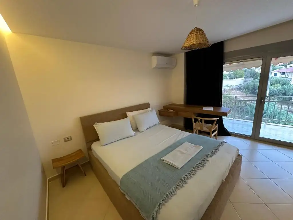 Serene and Spacious Apartment with Stunning Views