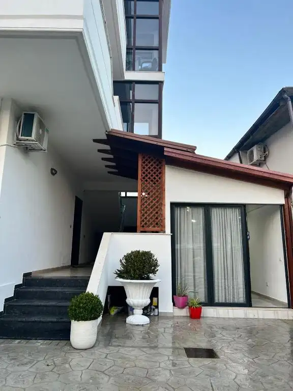 Villa AX Mirage