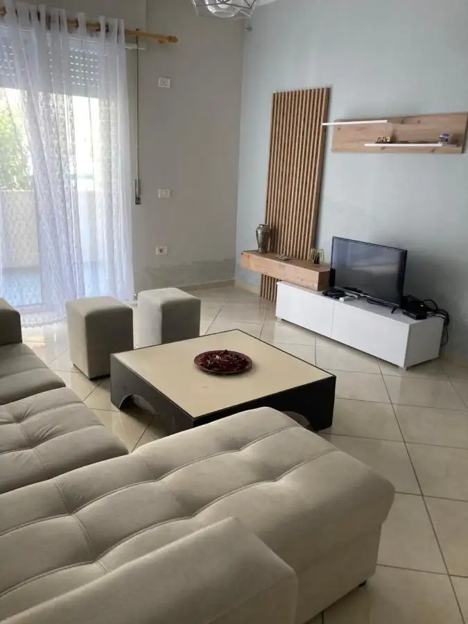 Elisa's Seaside Apartment