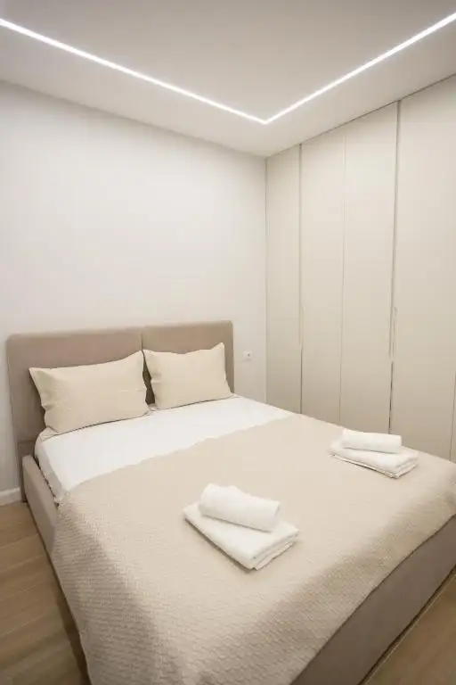 Four Seasons Apartment