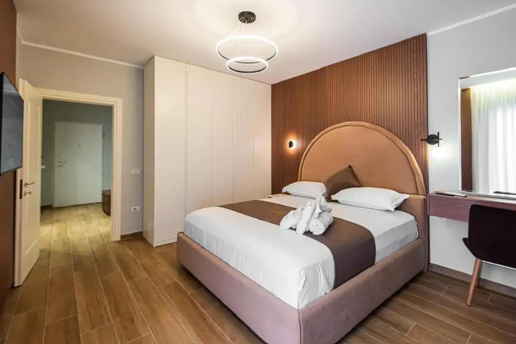 Loris Apartaments 201