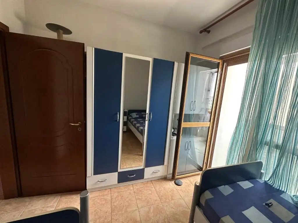Cozy Room For Rent Near Beach