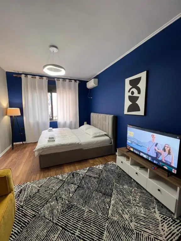 Central Cane Apartment