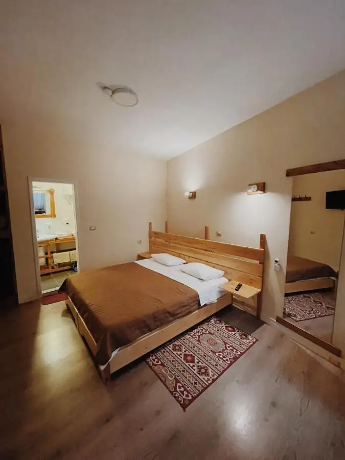 At Pikotiko's - Korca City Rooms for Rent