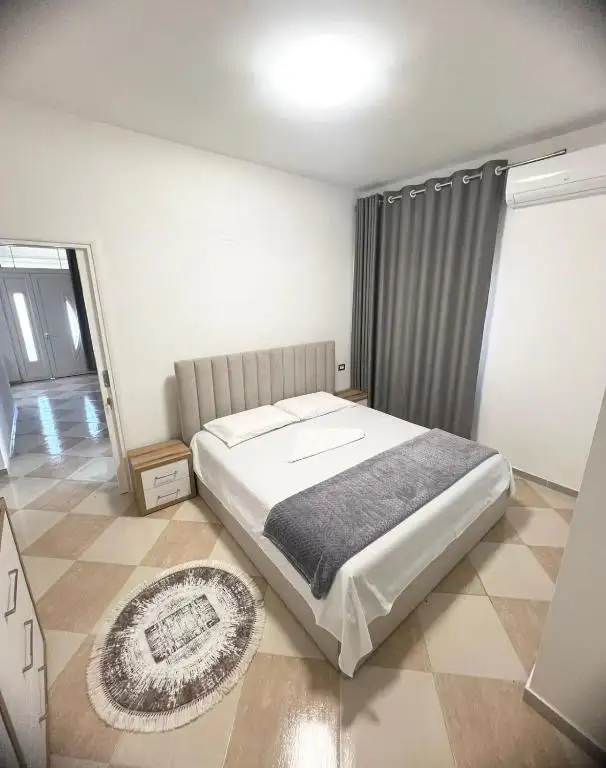 Guest House 77