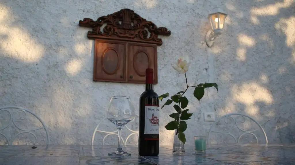 "Per Mik" cottage in vineyard