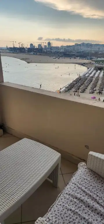 armando's apartment front on the sea