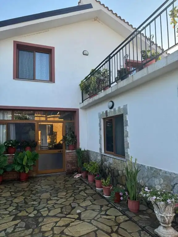 Villa Zefi Rrenc
