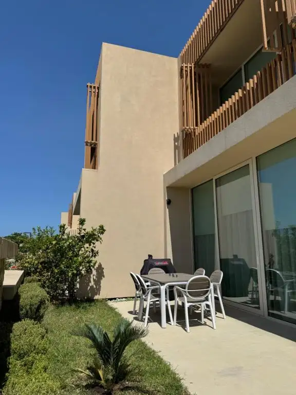 Privat Pool Green Gem Villa 82, Green Coast