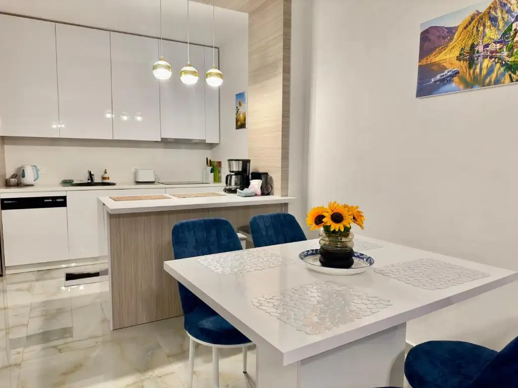 Sole Saranda Terraces Apt