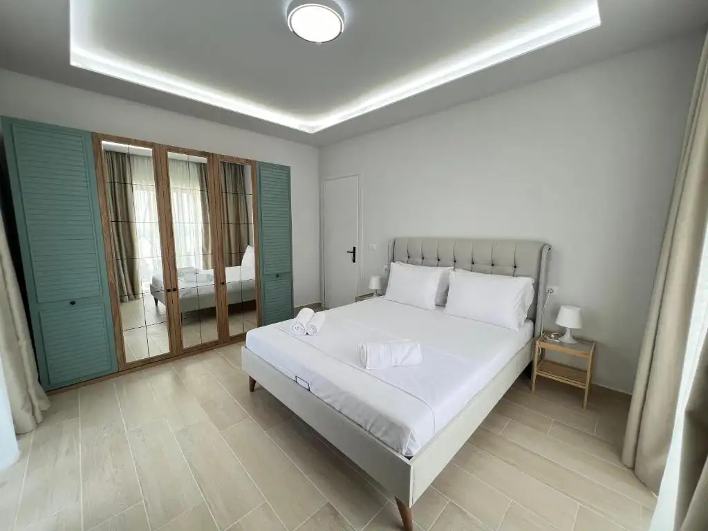 Grand Blue Lux Hotel