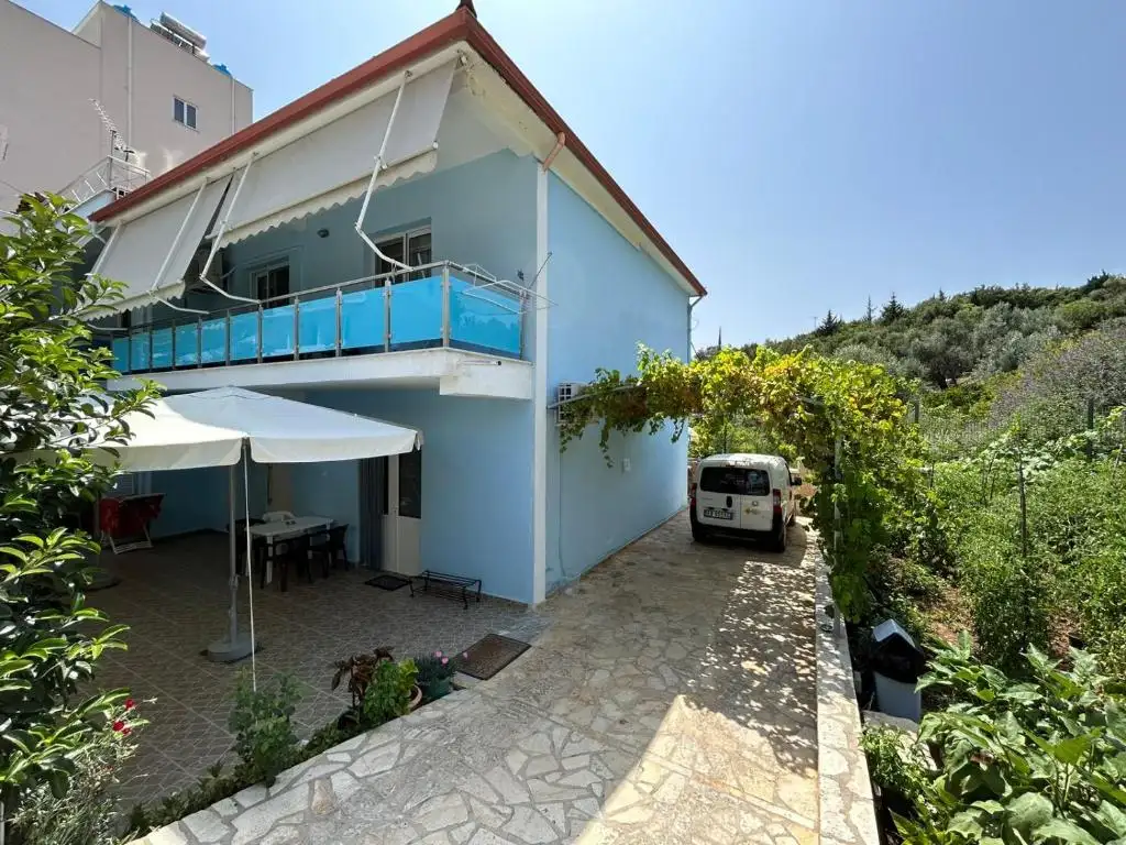 Garden Holiday Studios