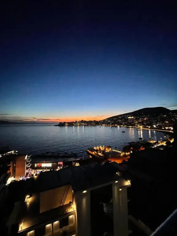 SeaView Golden Penthouse