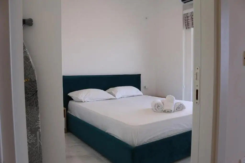 FATHOM Sea View Apartment