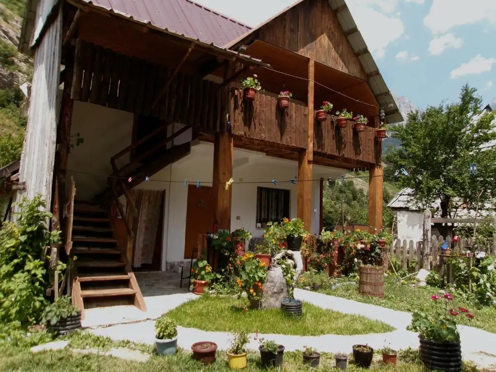 Guesthouse Lola