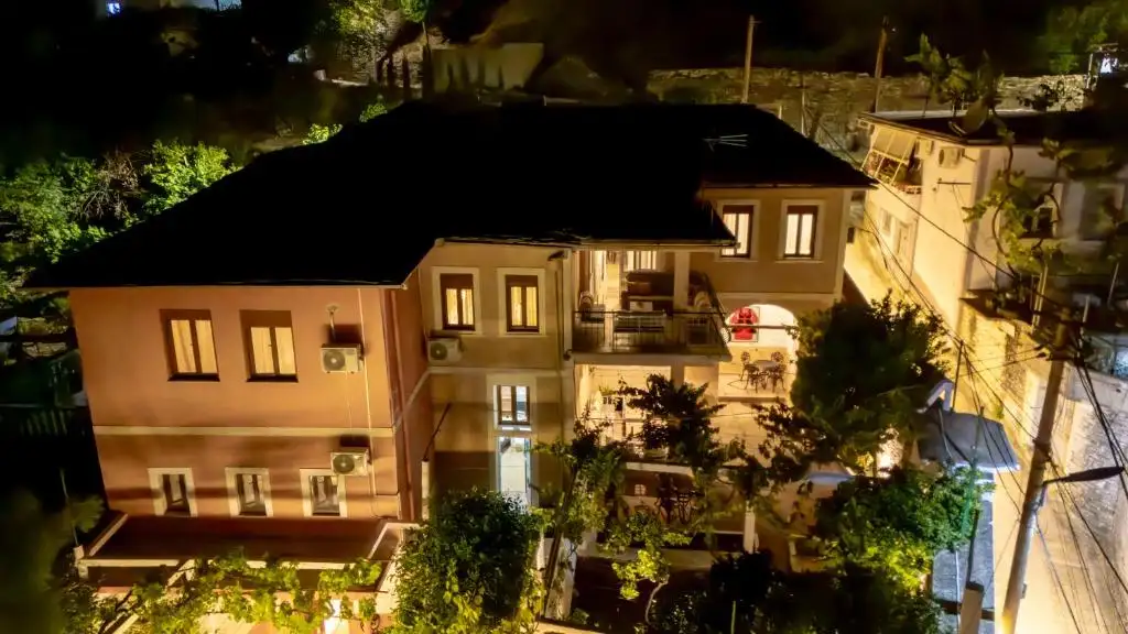 Villa Sinojmeri Girocastrum