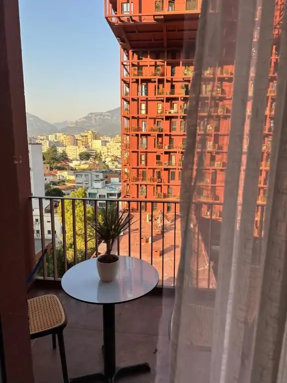 Gardenia Apartments 02