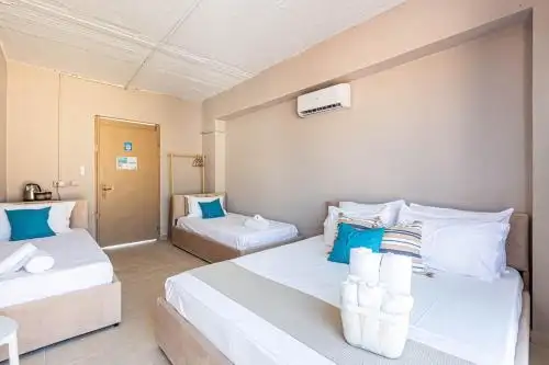 Himara City 52 - Central & Beach Access