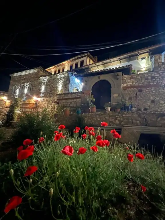 Old town Guesthouse Guri