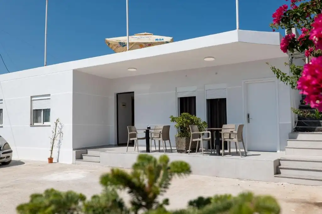 Albdea Apartment & Rooms