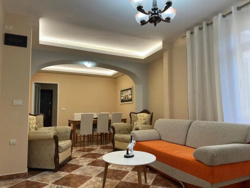 Twinstay - Elysian Apartment